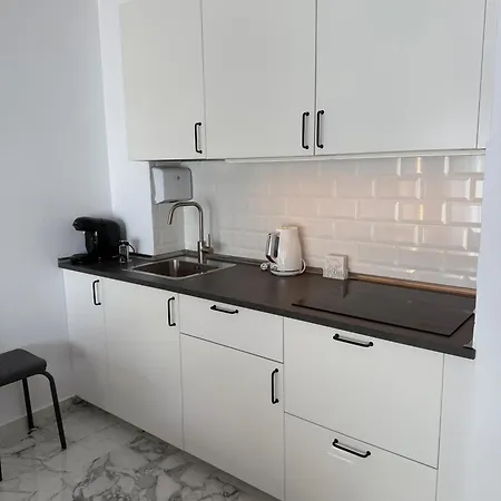 Delmar 1 * 마마이아