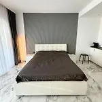 Delmar 1 Apartman *